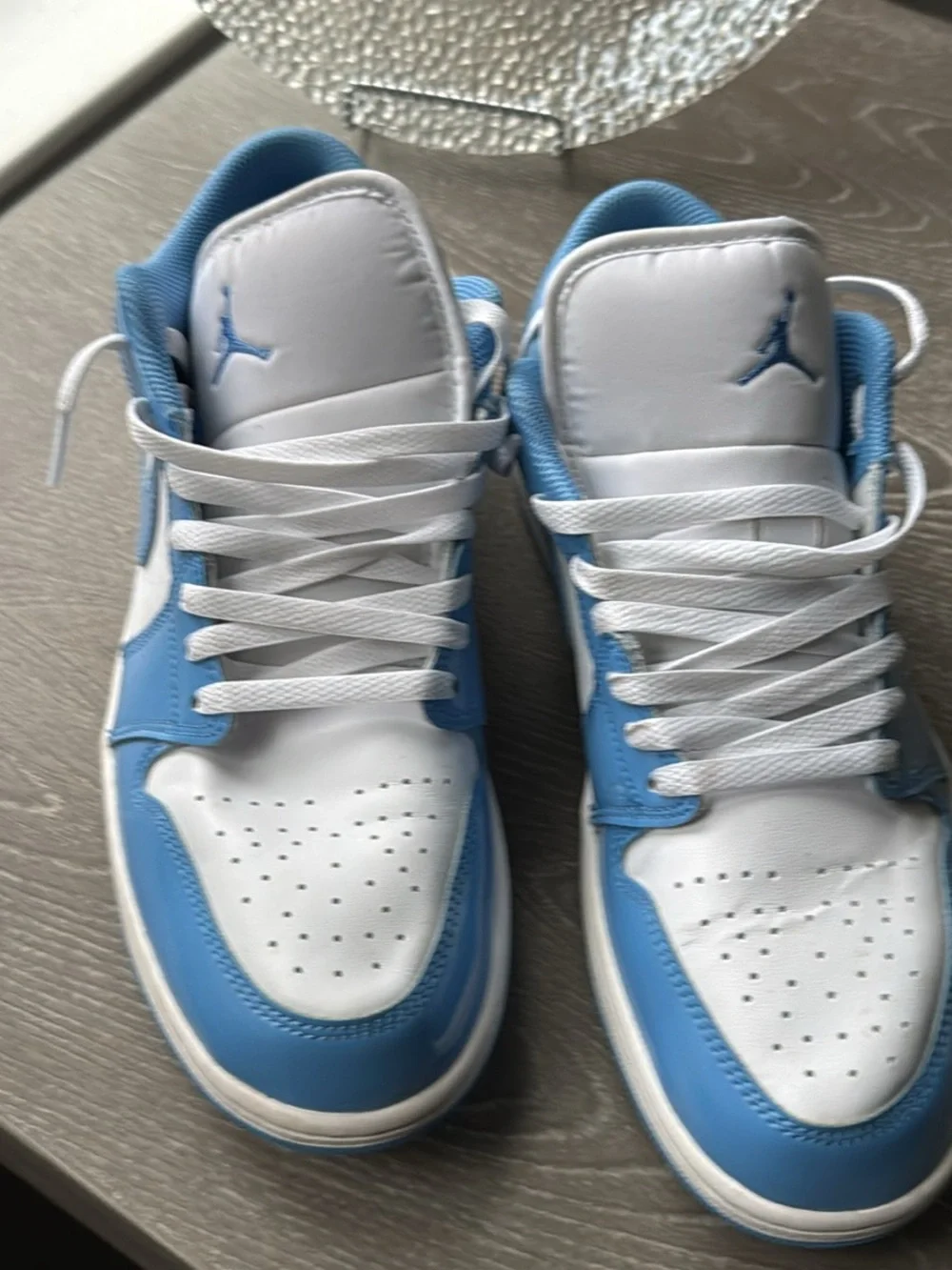 Air Jordan Mid 1s
